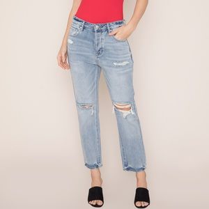 NWOT Kendall & Kylie Classic Vintage Mom Jeans